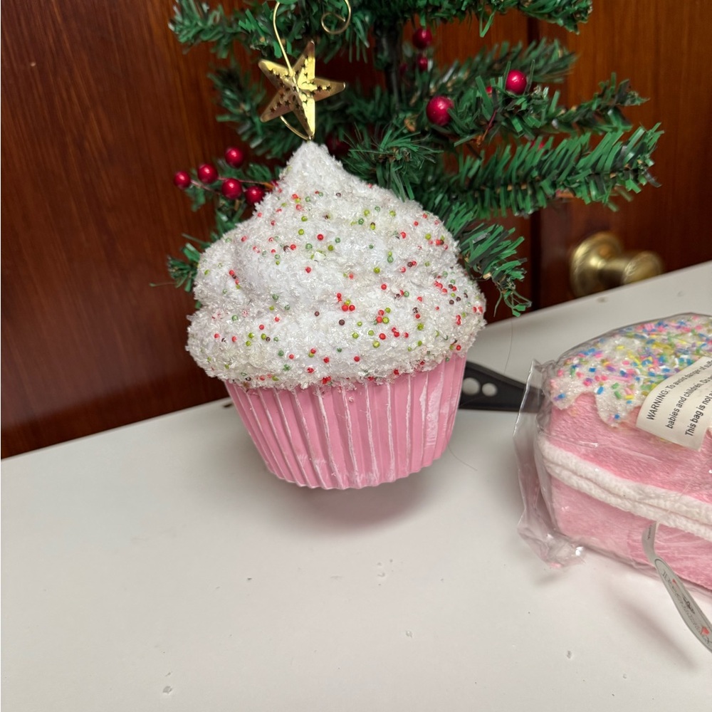 Regency Frosted Sprinkles Cake slices Holiday Ornament 2 pcs